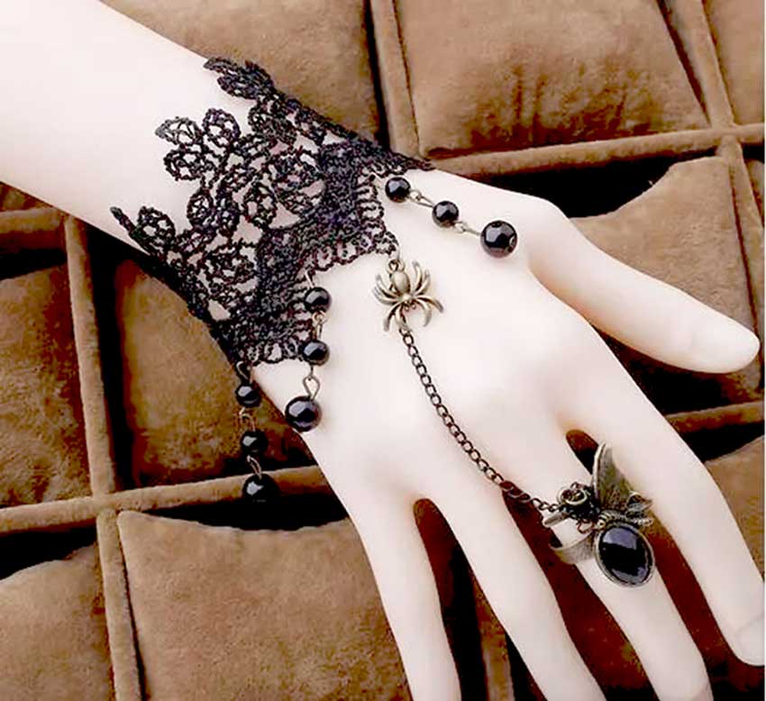 LIVCo-Paule-wrist-bracelet-livia-corsetti