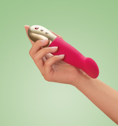 FUN-FACTORY-Sundaze-Vibrator-Pulsator-fuchsia-pink-vibrator-in-your-hand